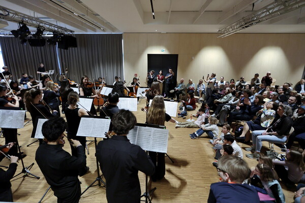 hausvollmusik 85