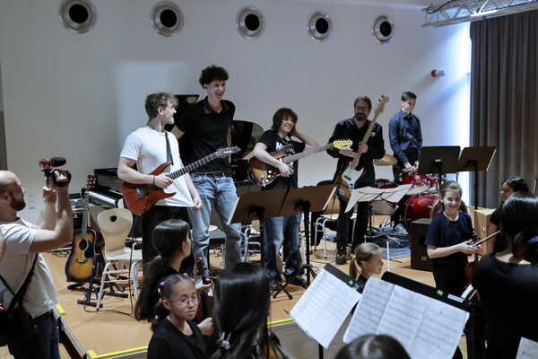 hausvollmusik 92