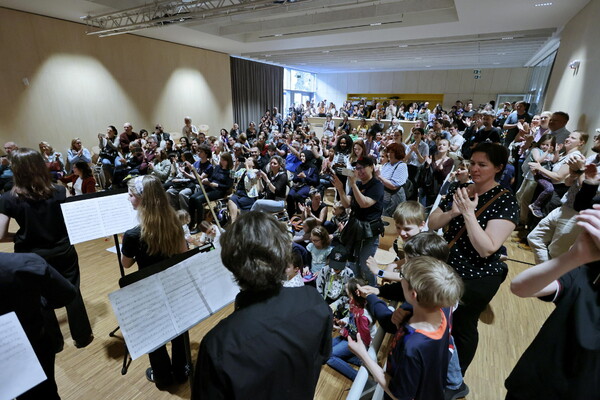 hausvollmusik 90