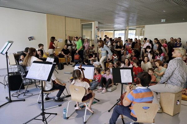 hausvollmusik 52