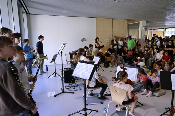 hausvollmusik 53